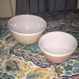 Vintage pyrex Bowls